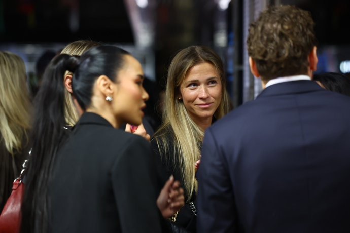 FOTO: Mirek Dubovický vedl rozhovor s ex Veronikou Kopřivovou. Vedle něj stála partnerka Sarah Vu. – stránka 803