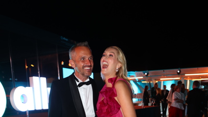 FOTO: Míra a Zorka si užívali dronovou show na Allwyn terase.