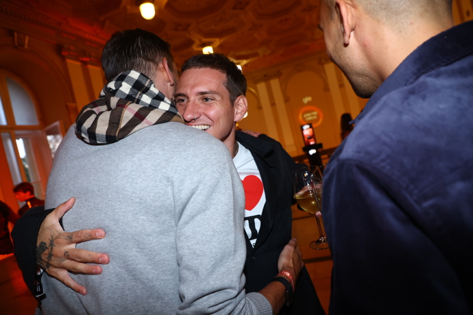 FOTO: Tomáš Satoranský se pozdravil s NobodyListen. – stránka 1