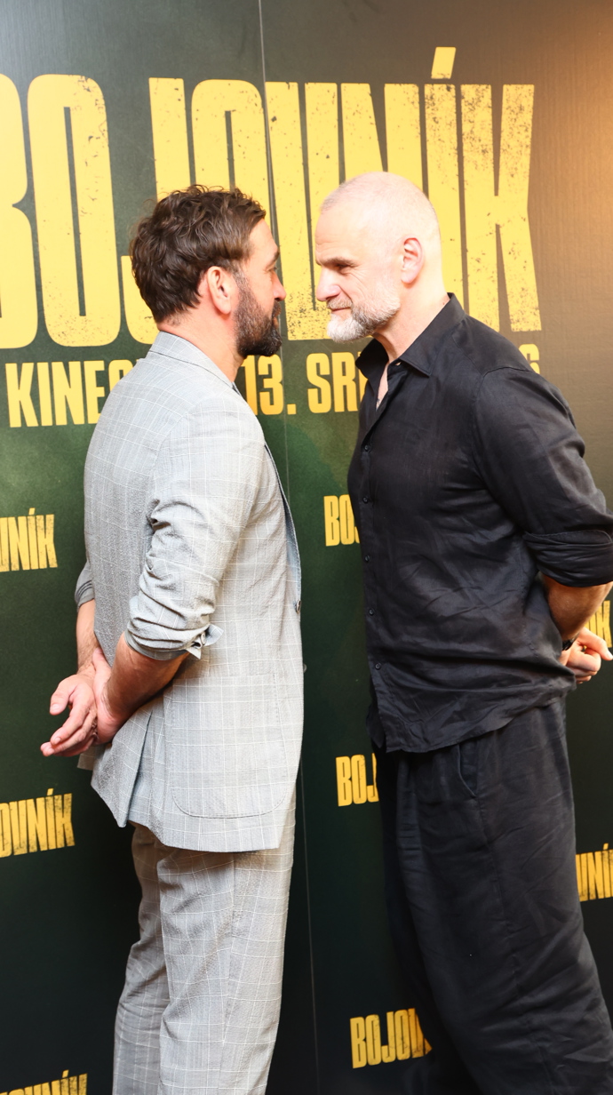 FOTO: Ján Jackuliak a Milan Ondrík předvedli staredown. – stránka 9