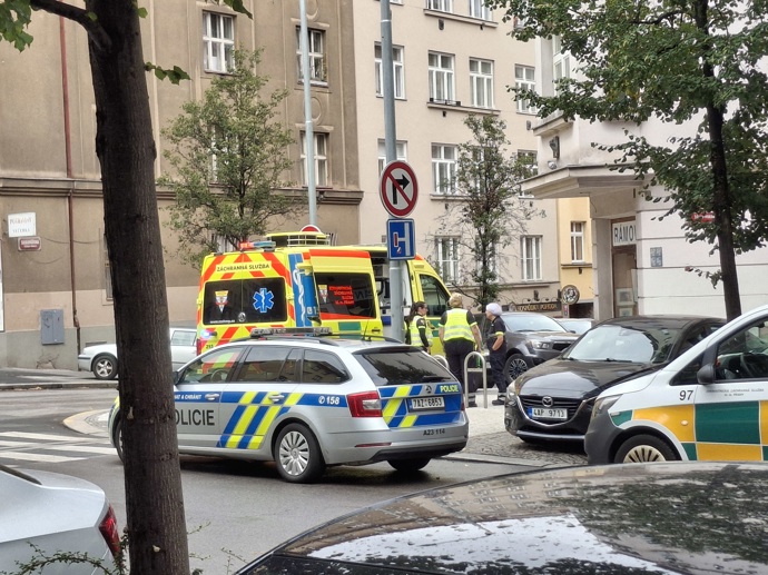 FOTO: V podniku došlo k sebevraždě. – stránka 2