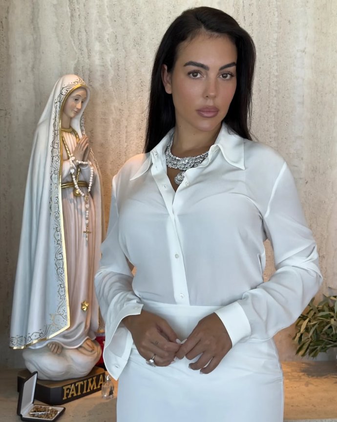 FOTO: Cristiano Ronaldo a Georgina Rodríguez se vzali. – stránka 1