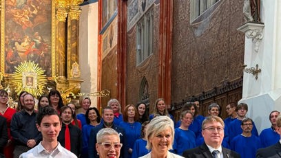 FOTO: První dáma Eva Pavlová a operní pěvkyně Dagmar Pecková se zúčastnily zahájení hudebního festivalu Zlatá Pecka v Chrudimi.