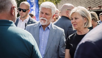 FOTO: Prezident Petr Pavel zavítal s manželkou na veletrh země živitelka.
