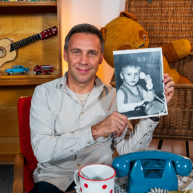 Roman Vojtek zavzpomínal v pořadu Retrohubky na svá školní léta.