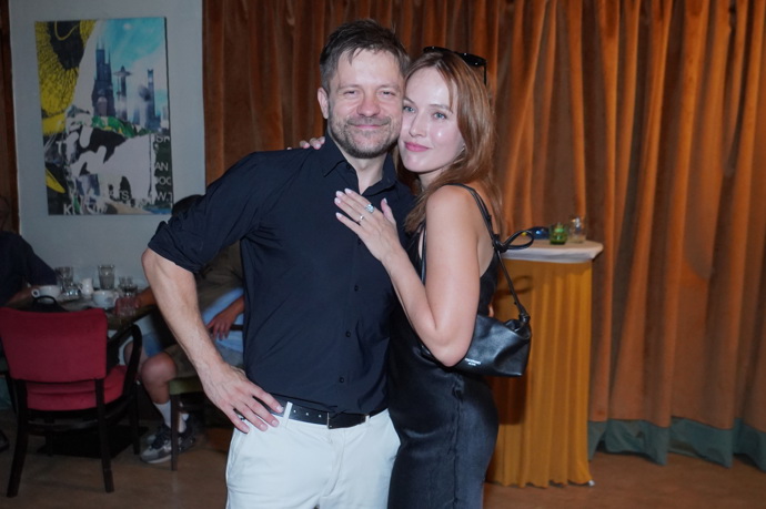 FOTO: Tereza Ramba s Jiřím Mádlem. – stránka 4