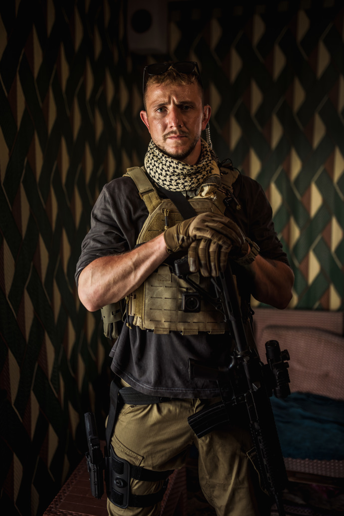 FOTO: Herec Jakub Štáfek jako agent Ted. – stránka 7