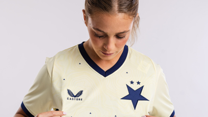 FOTO: Fotbalová Slavia představila třetí sadu dresu.