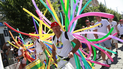 FOTO: Desítky tisíc účastníků dorazily na festival Prague Pride.