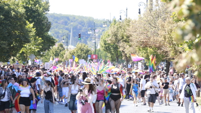 FOTO: Desítky tisíc účastníků dorazily na festival Prague Pride.