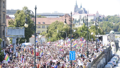 FOTO: Desítky tisíc účastníků dorazily na festival Prague Pride.