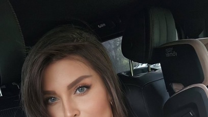 FOTO: Blond barvu vyměnila za elegantní tmavě hnědý odstín.