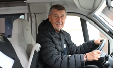 Andrej Babiš ve svém karavanu.
