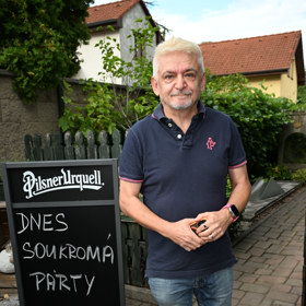 Michal Suchánek je pyšným dědečkem.