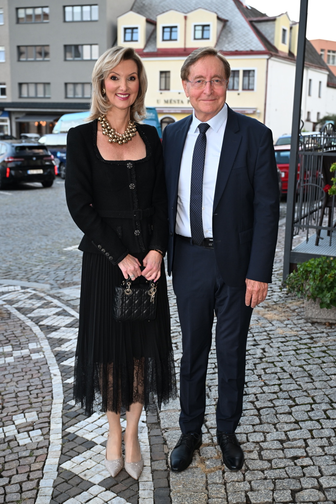 FOTO: Petr Arenberger se ženou.