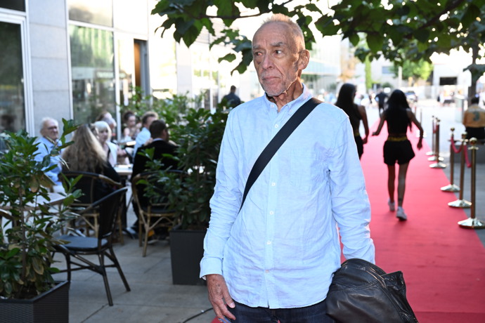 FOTO: Na premiéru Bojovníka dorazil i herec Pavel Rímský. – stránka 46