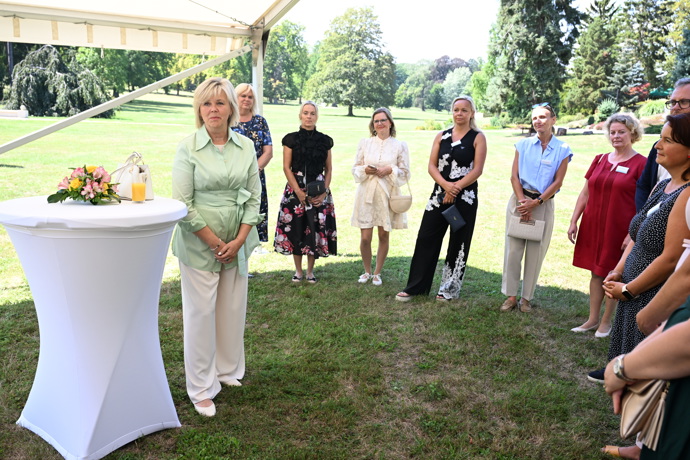 FOTO: Eva Pavlová na setkání v Lánech. – stránka 42