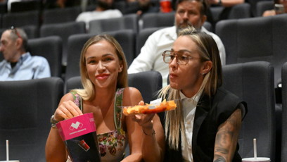 FOTO: Nela Slováková opustila sál dřív než film Bojovník skončil.