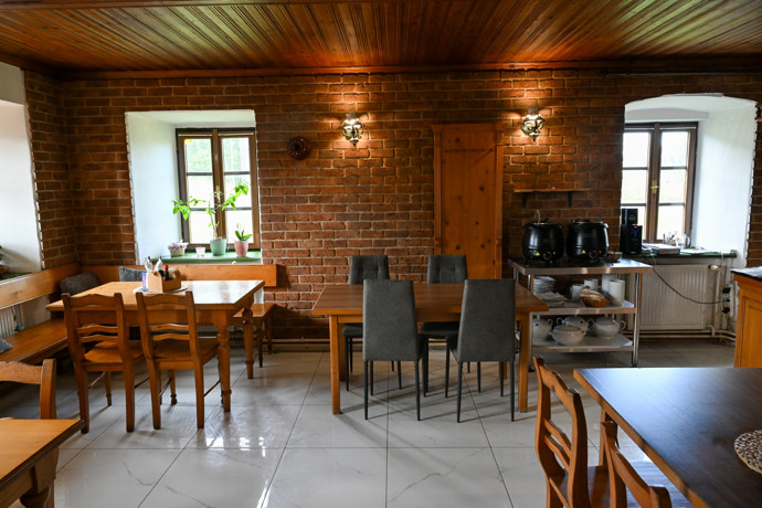 FOTO: Interiér byl velmi čistý. – stránka 70