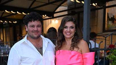 FOTO: Denisa Pfauserová s doprovodem.