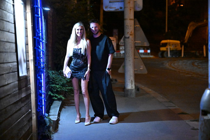 FOTO: Denise Ayverdi šla i na after party. – stránka 11