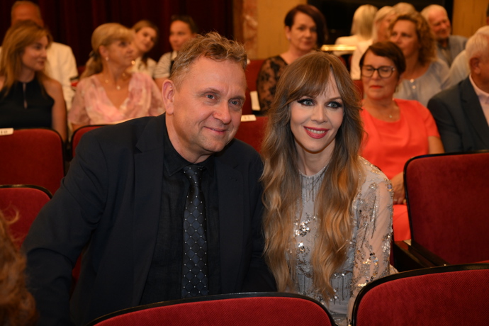 FOTO: Jana Fabiánová září štěstím po boku nového muže. – stránka 3