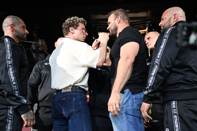 FOTO: Pavel Tóth se vrací do klece.