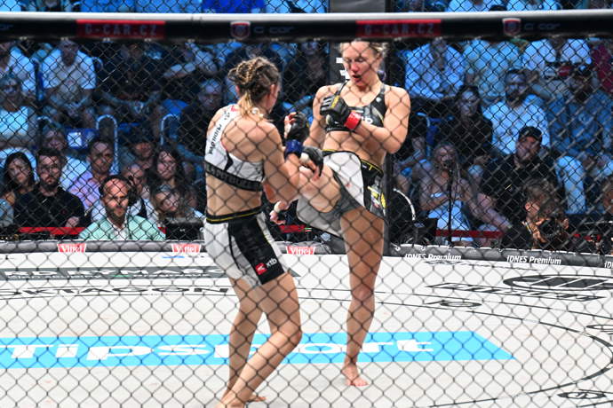 FOTO: Lucia Szabová rozdávala přesné kopy. – stránka 4
