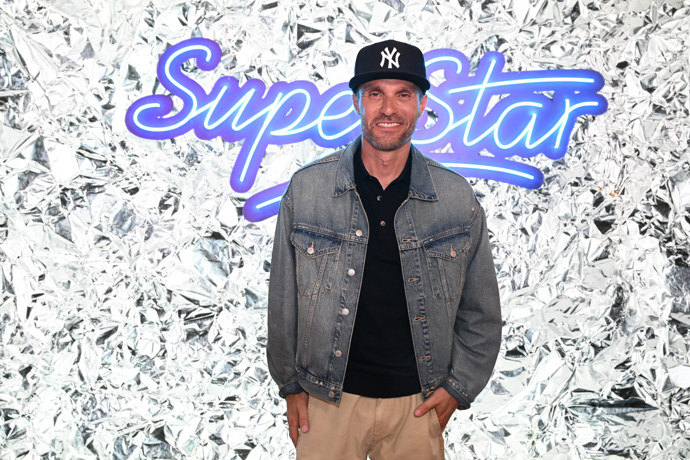 FOTO: Leoš Mareš bude moderovat další ročník SuperStar. – stránka 44