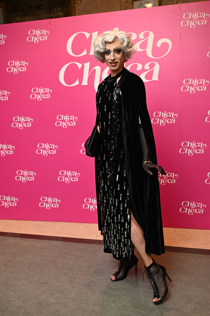 FOTO: Herec Jan Cina překvapil! Na premiéru filmu Chica Checa dorazil jako Drag queen. – stránka 4
