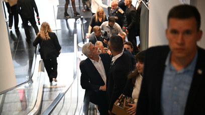 FOTO: Prezident Petr Pavel dorazil na premiéru Osamělý vlk jako soukromá osoba.