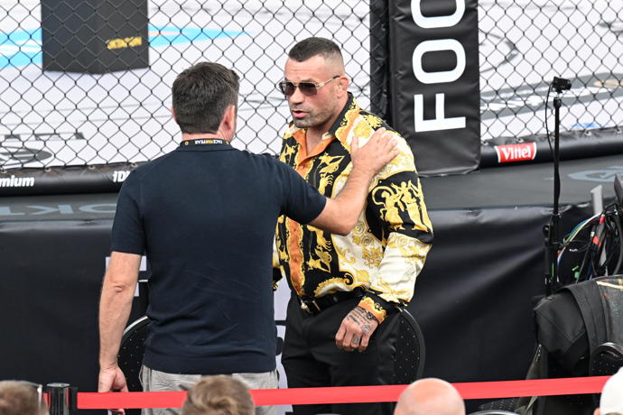 FOTO: Karlos se brzy vrátí do klece.