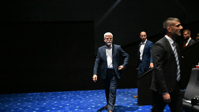 FOTO: Prezident Petr Pavel se usmíval na všechny strany.