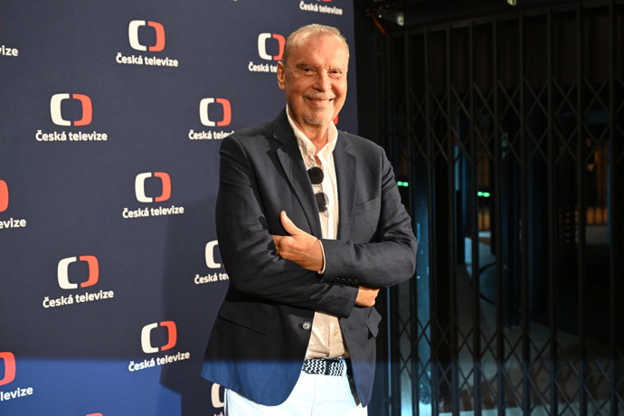 FOTO: Úsměvy rozdával na všechny strany. – stránka 24