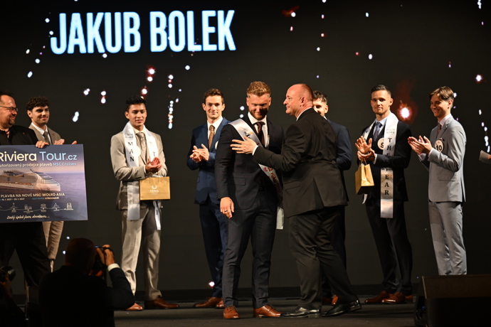 FOTO: Jakub Bolek nebyl překvapený. – stránka 8
