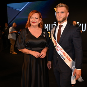 Jakub Bolek s Alenou Schillerovu.