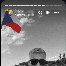 Filip Turek se pochlubil fotkou z jachty.
