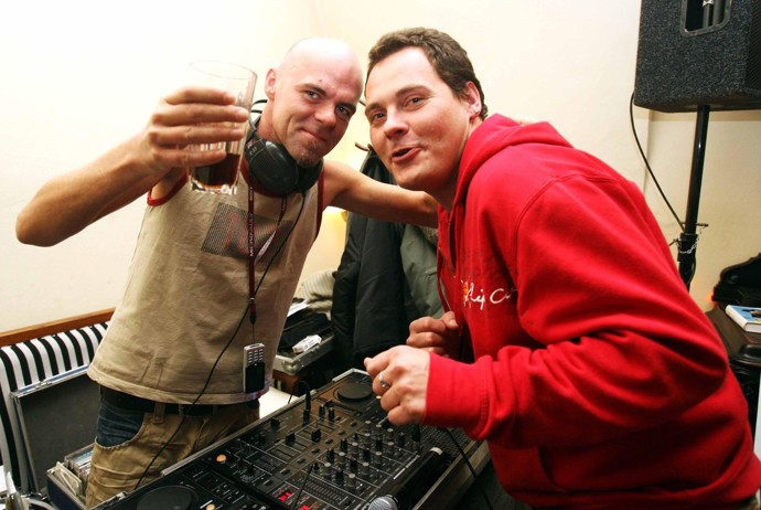 FOTO: Luděk Hrzal byl známý DJ a moderátor. – stránka 12