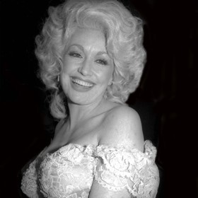 Dolly Parton jako mladá počítala s tím, že se jednou stane maminkou.
