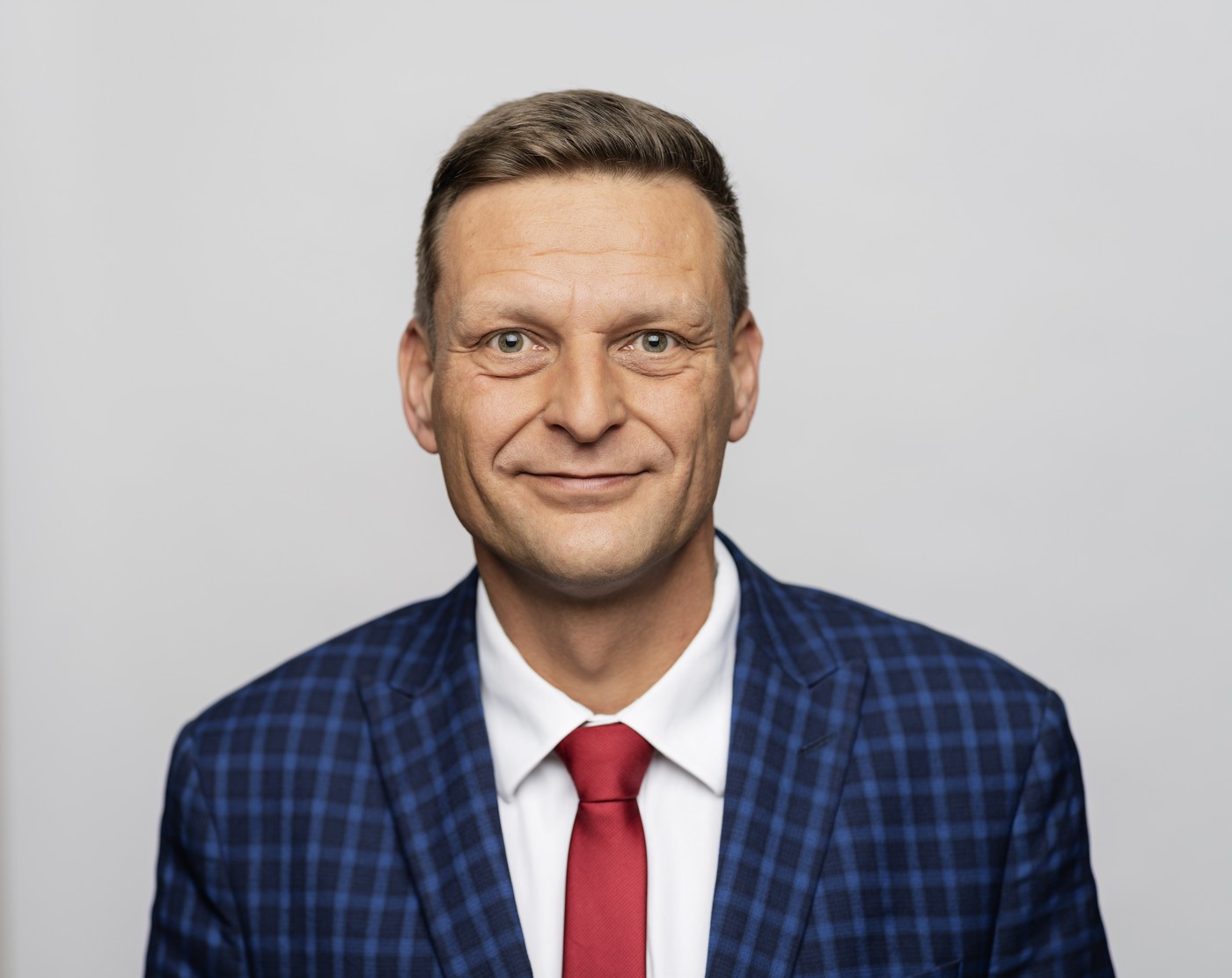 Poslanec Marek Novák.