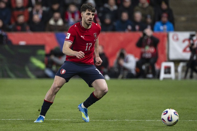 FOTO: Matěj Jurásek prý míří do pražské Sparty. – stránka 7