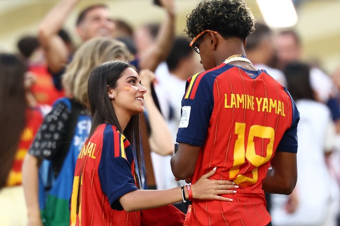 FOTO: Lamine Yamal po boku své dívky Inés.