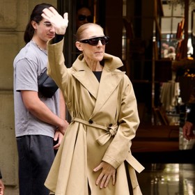 Céline Dion dorazila do Paříže.
