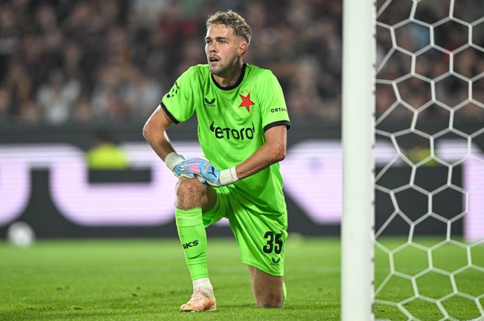 FOTO: Gólman Jakub Markovič. – stránka 5