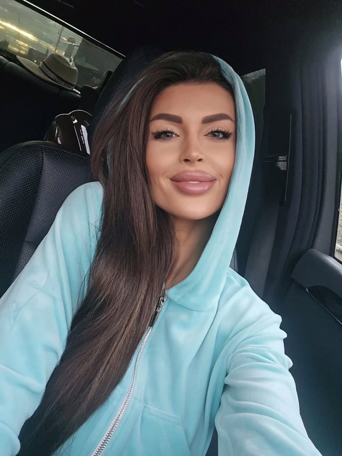 FOTO: Lela zdůraznila, že si na ní vydělala sama. – stránka 1