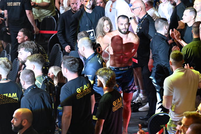 FOTO: Macha si došel pro svou vyvolenou do hlediště. – stránka 3