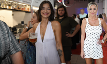 Božská Zorka Hejdová, puntíkatá Bobina či Boho s pivkem: Krásky na tiskovce Novy