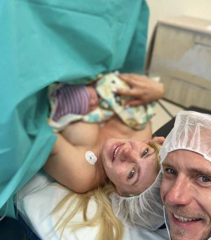 FOTO: Gabriela Soukalová přivedla na svět holčičku. – stránka 2