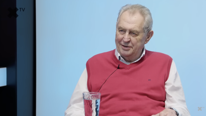 FOTO: Bývalý prezident považuje rozruch kolem nehody za přehnaný.