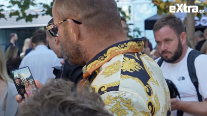 FOTO: Na zamčené obrazovce měl Vémola stále společnou fotografii celé rodiny.